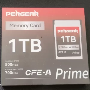 PERGEAR CFexpress Type Aメモリーカードのパッケージ