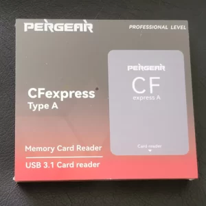 PERGEAR CFexpress Type Aカードリーダーのパッケージ